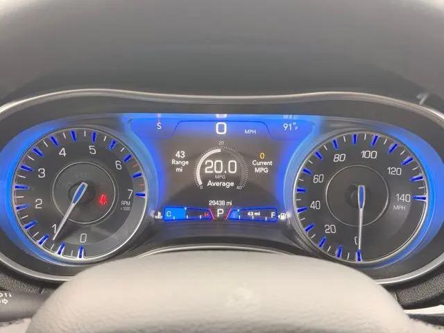 2023 Chrysler 300 Touring L AWD