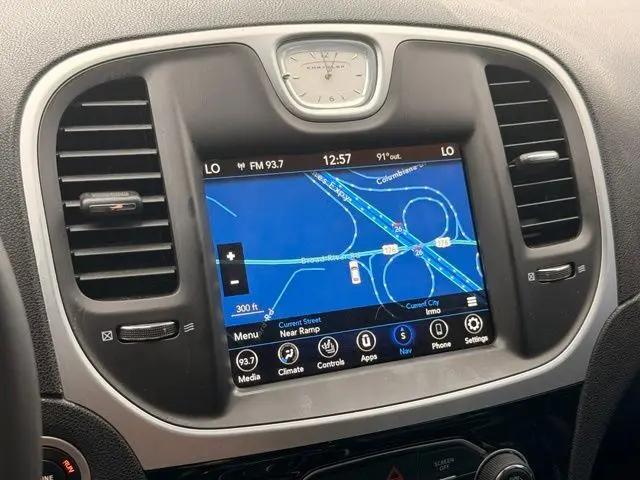 2023 Chrysler 300 Touring L AWD