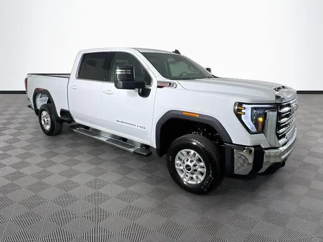 2026 GMC Sierra 2500HD Crew Cab, Standard Bed, SLE, 4WD for sale in Selma, CA
