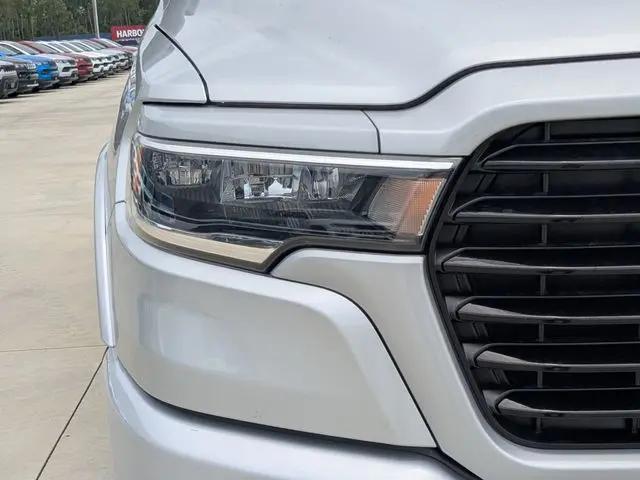 2026 Ram 1500 Laramie Crew Cab 4x4 57 Box