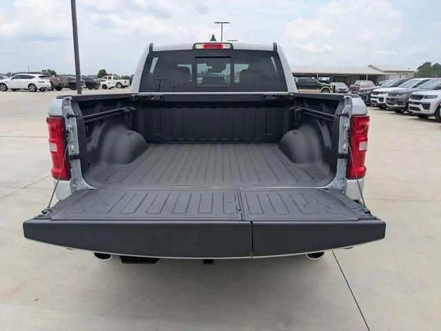 2026 Ram 1500 Laramie Crew Cab 4x4 57 Box