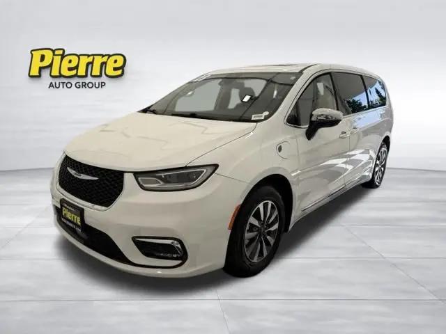 2023 Chrysler Pacifica Hybrid Limited for sale in Seattle, WA
