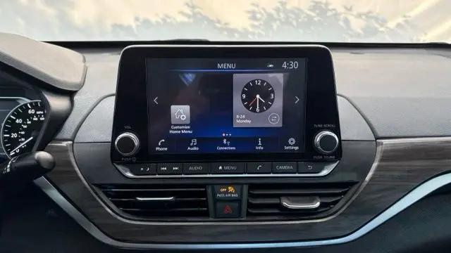 2025 Nissan Altima SV FWD