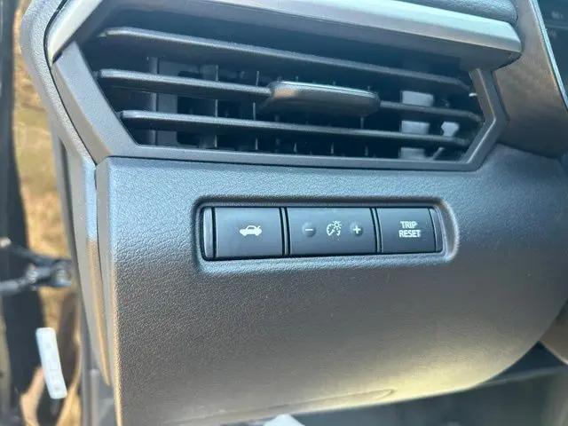 2021 Nissan Altima SR FWD