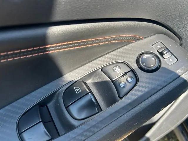 2021 Nissan Altima SR FWD