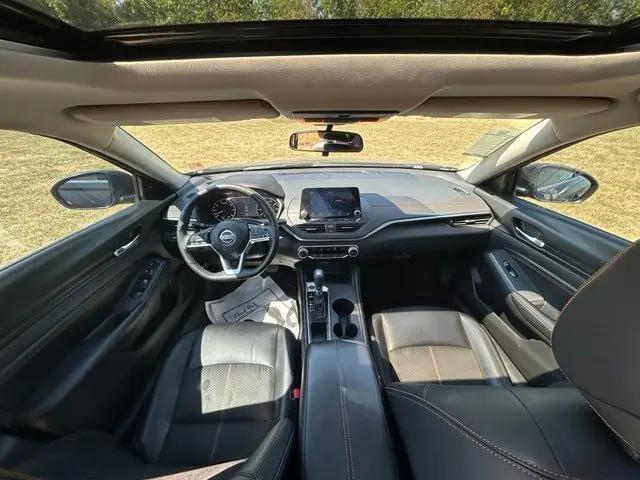 2021 Nissan Altima SR FWD