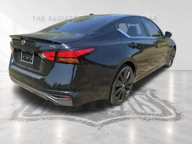 2021 Nissan Altima SR FWD