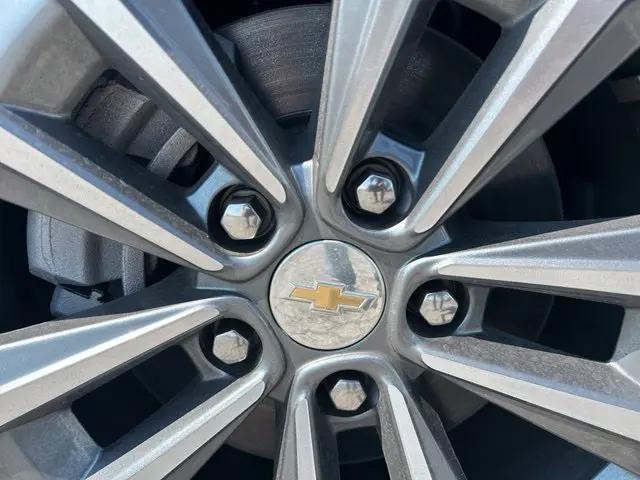 2027 Chevrolet Equinox LT AWD