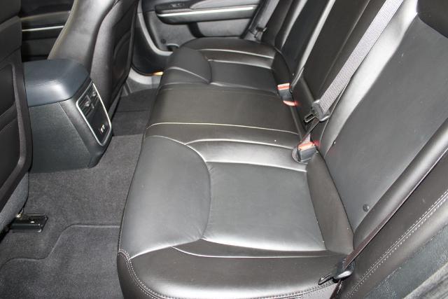 2023 Chrysler 300 Touring L