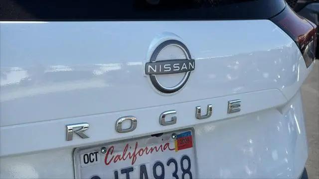 2023 Nissan Rogue S FWD