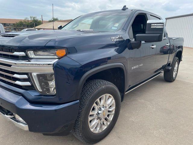 2022 Chevrolet Silverado 3500HD 4WD Crew Cab Standard Bed High Country for sale in Whitesboro, TX