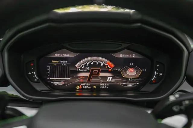 2021 Lamborghini Urus Standard