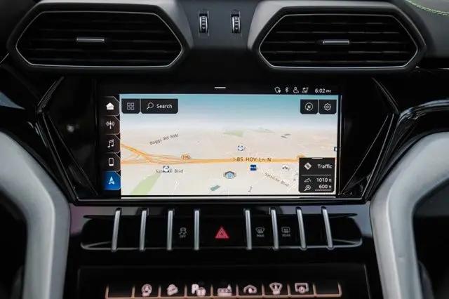 2021 Lamborghini Urus Standard