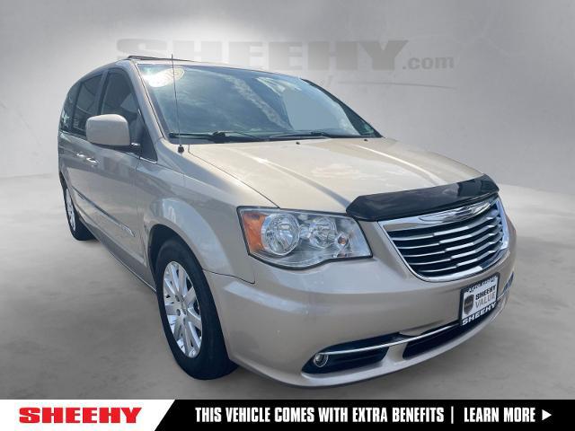 2016 Chrysler Town & Country Touring for sale in Springfield, VA
