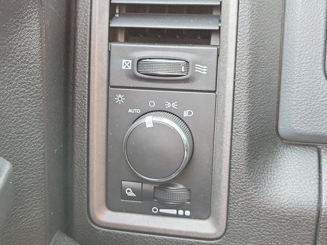 2019 Ram 1500 Classic Tradesman Quad Cab 4x2 64 Box