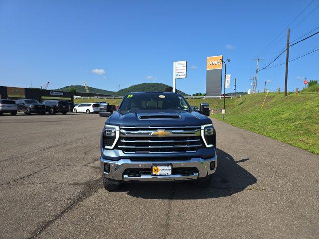 2025 Chevrolet Silverado 3500HD 4WD Crew Cab Standard Bed LTZ 2025 Chevrolet Silverado 3500HD 4WD Crew Cab Standard Bed LTZ