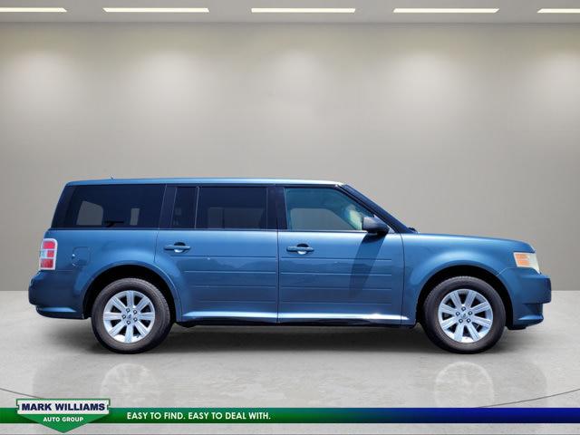 2010 Ford Flex SE