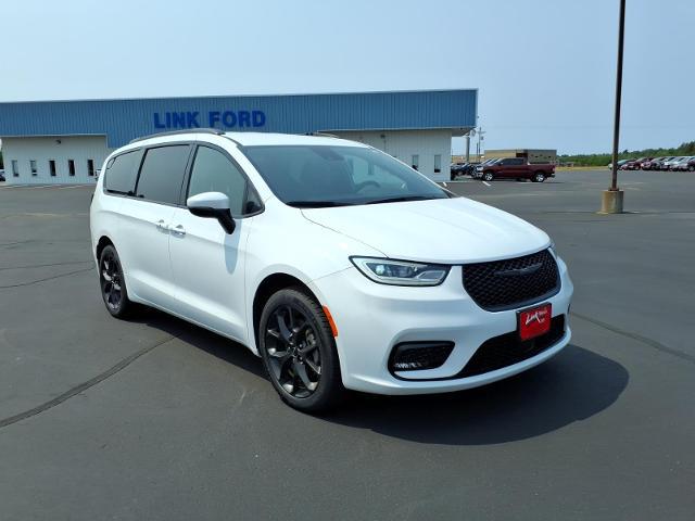 2023 Chrysler Pacifica Touring L AWD