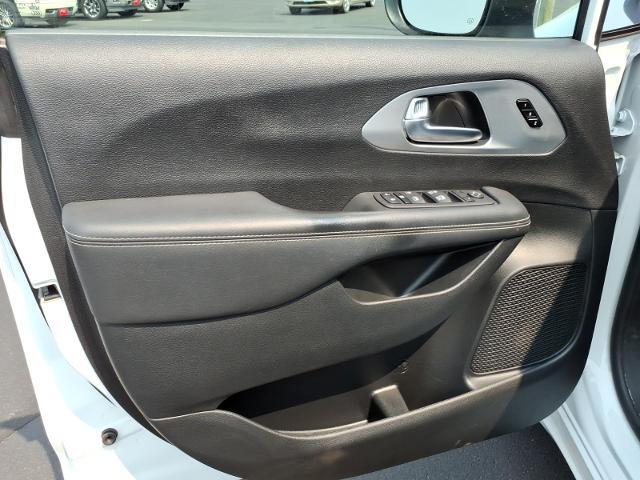 2023 Chrysler Pacifica Touring L AWD