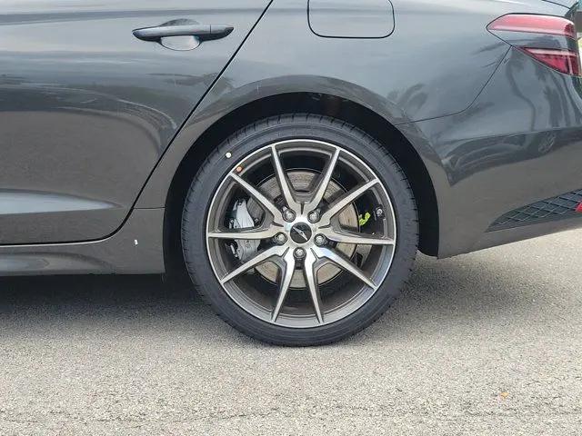 2026 Genesis G70 2.5T RWD Prestige
