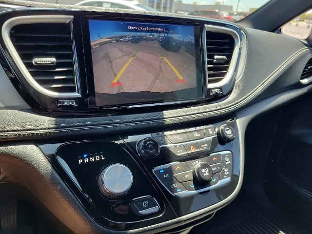 2021 Chrysler Pacifica Touring AWD