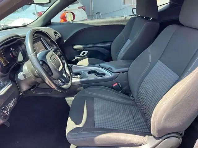 2021 Dodge Challenger SXT