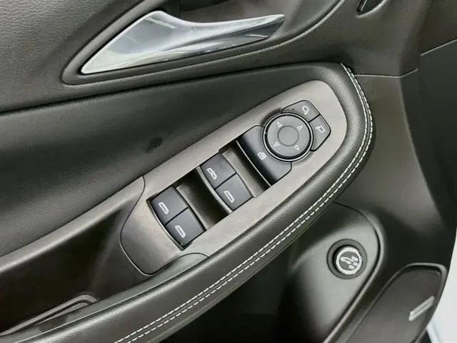 2025 Buick Encore GX Avenir FWD