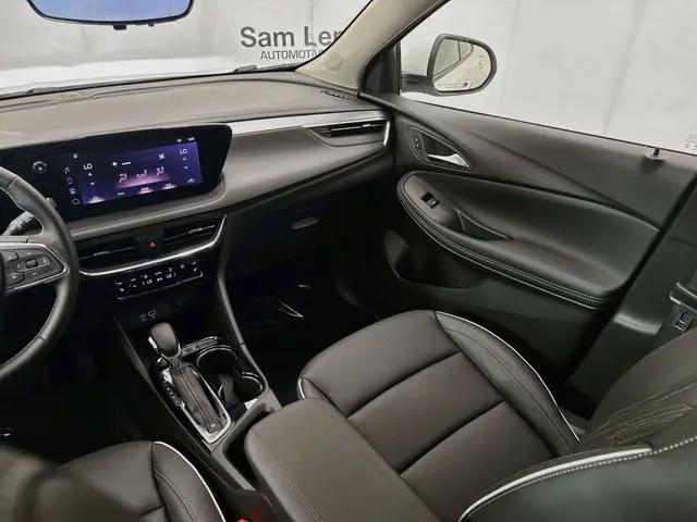 2025 Buick Encore GX Avenir FWD