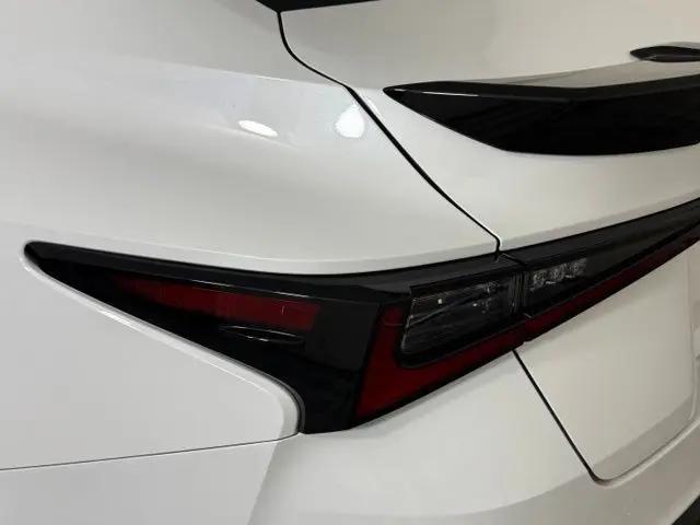 2026 Lexus IS 350 F SPORT Design