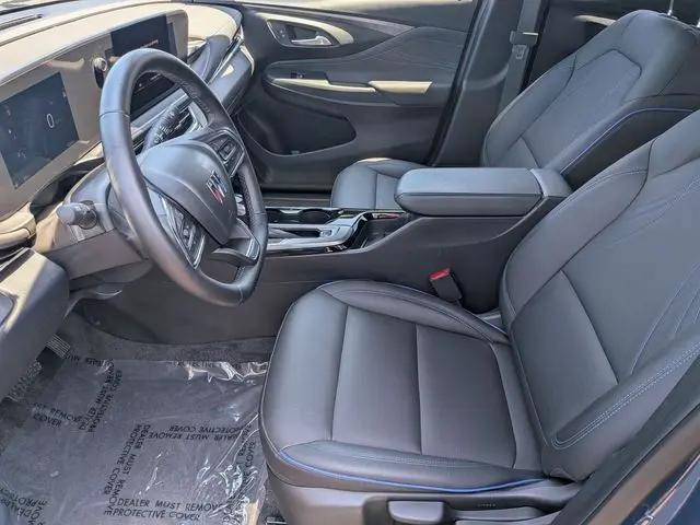 2026 Buick NV Sport Touring FWD