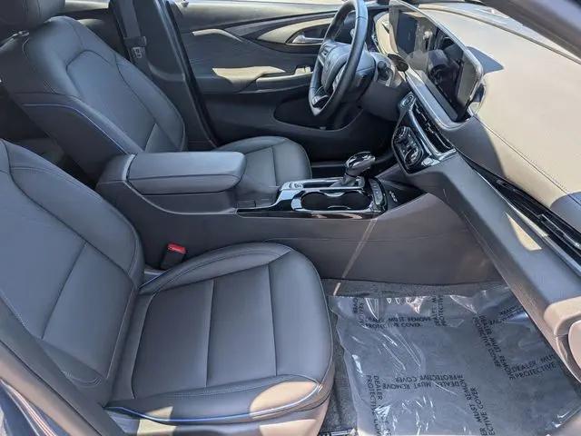 2026 Buick NV Sport Touring FWD