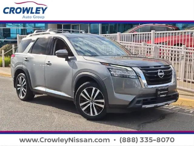 2023 Nissan Pathfinder Platinum 4WD for sale in Bristol, CT