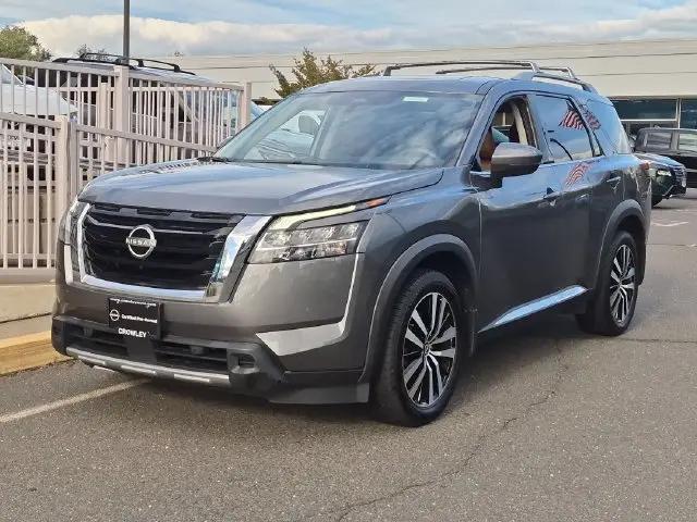 2023 Nissan Pathfinder Platinum 4WD