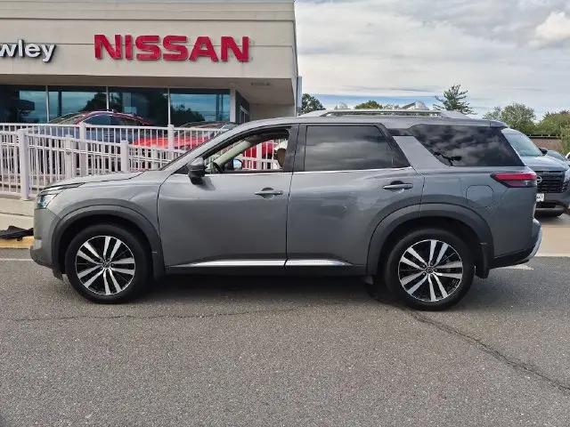 2023 Nissan Pathfinder Platinum 4WD