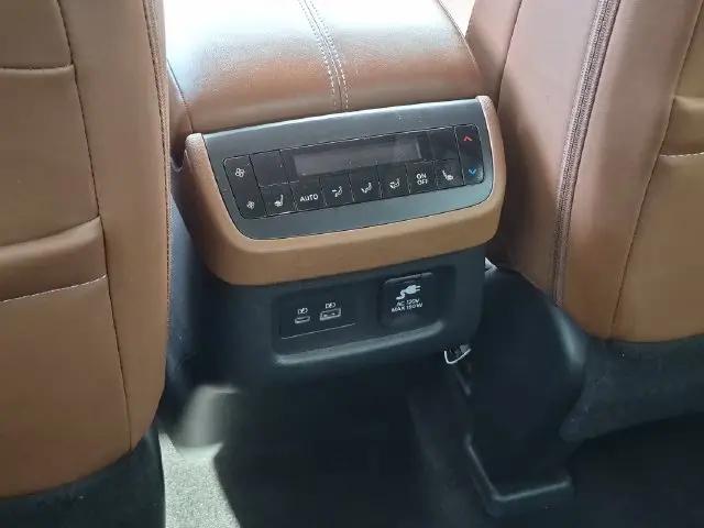 2023 Nissan Pathfinder Platinum 4WD