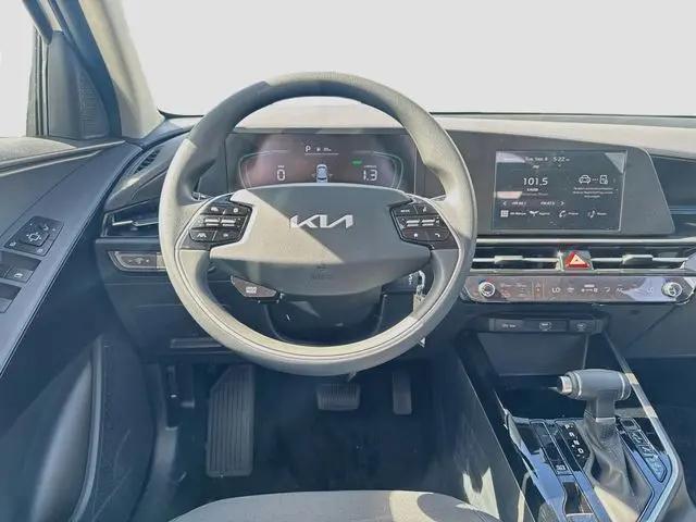 2026 Kia Niro LX