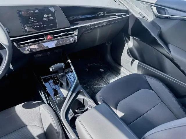 2026 Kia Niro LX