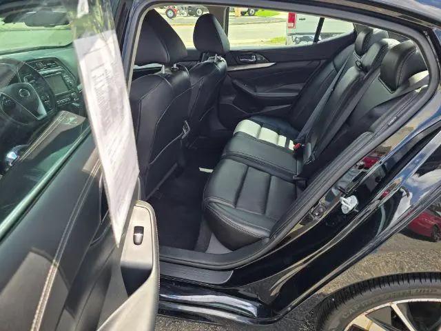 2021 Nissan Maxima SV Xtronic CVT