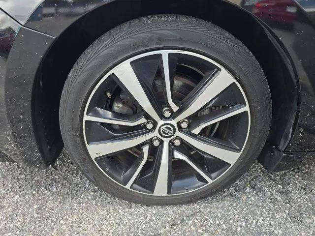 2021 Nissan Maxima SV Xtronic CVT