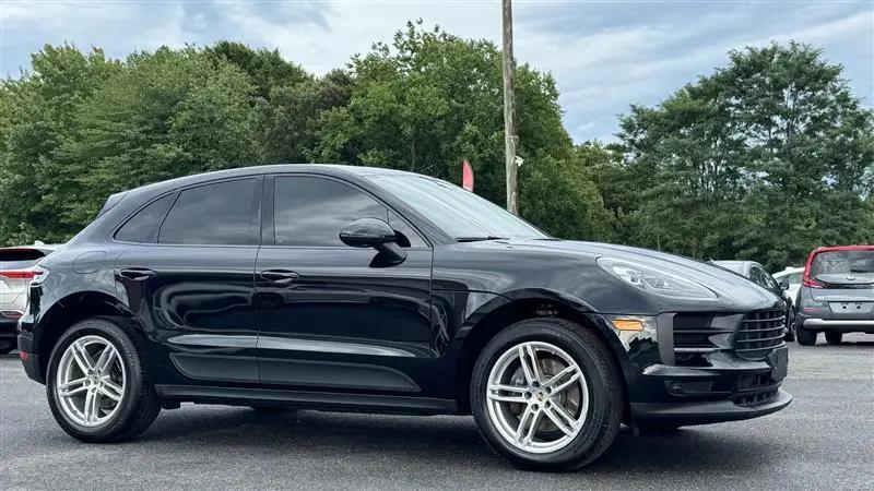 2020 Porsche Macan Macan