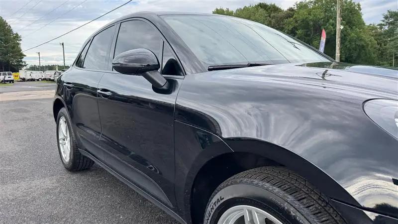 2020 Porsche Macan Macan