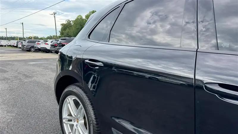 2020 Porsche Macan Macan