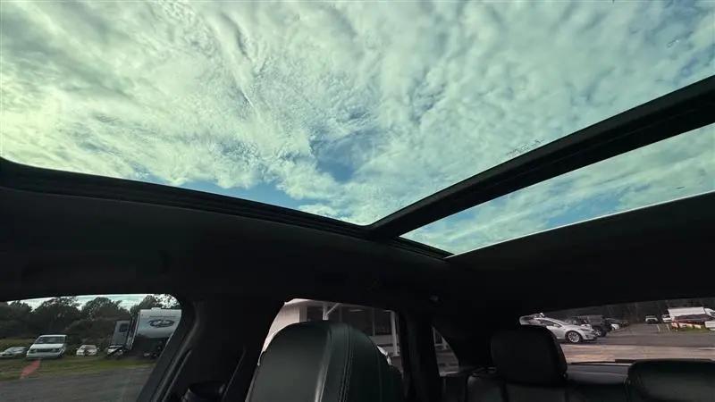 2020 Porsche Macan Macan