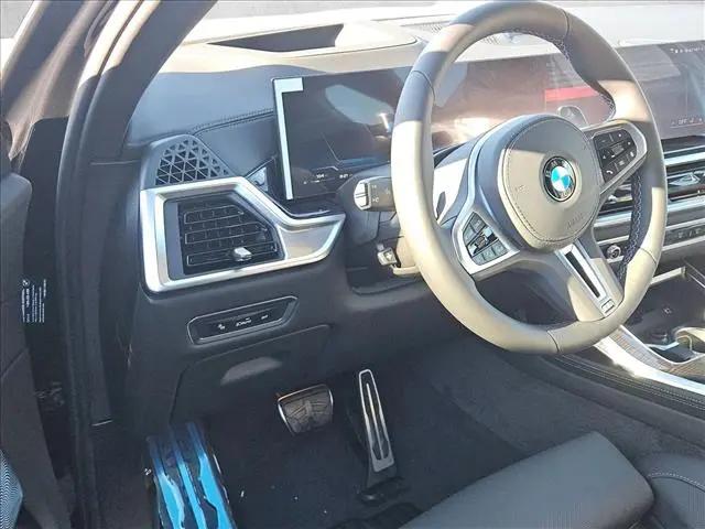 2027 BMW X7 M60i