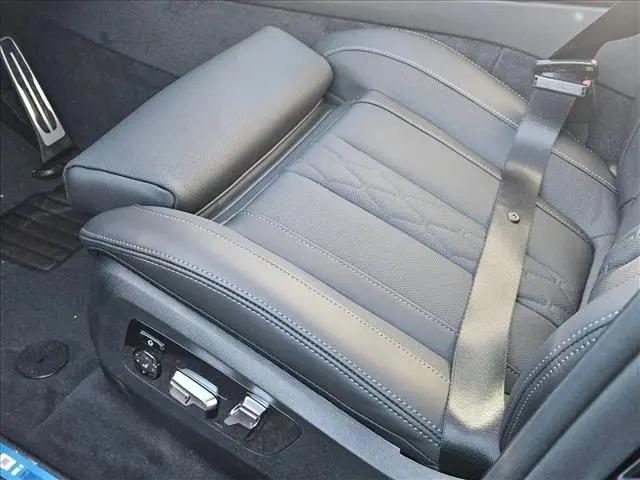 2027 BMW X7 M60i