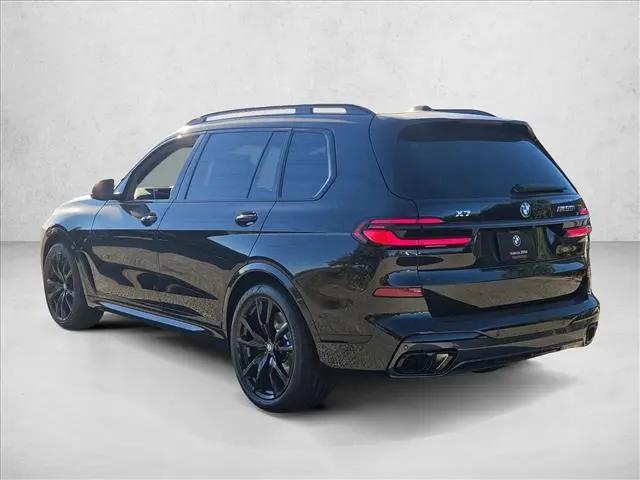 2027 BMW X7 M60i