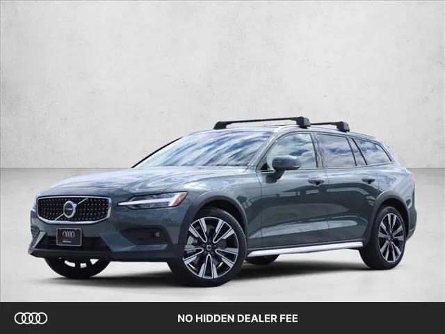 2026 Volvo V60 Cross Country Ultra, B5 AWD Gas (mild hybrid) for sale in Bellevue, WA