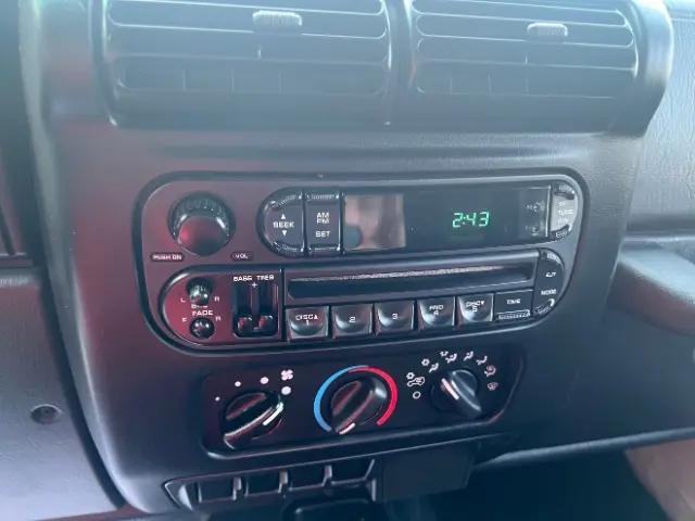 2003 Jeep Wrangler SE