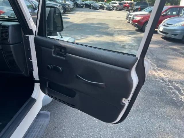 2003 Jeep Wrangler SE