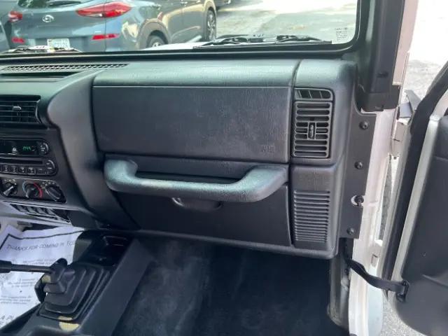 2003 Jeep Wrangler SE